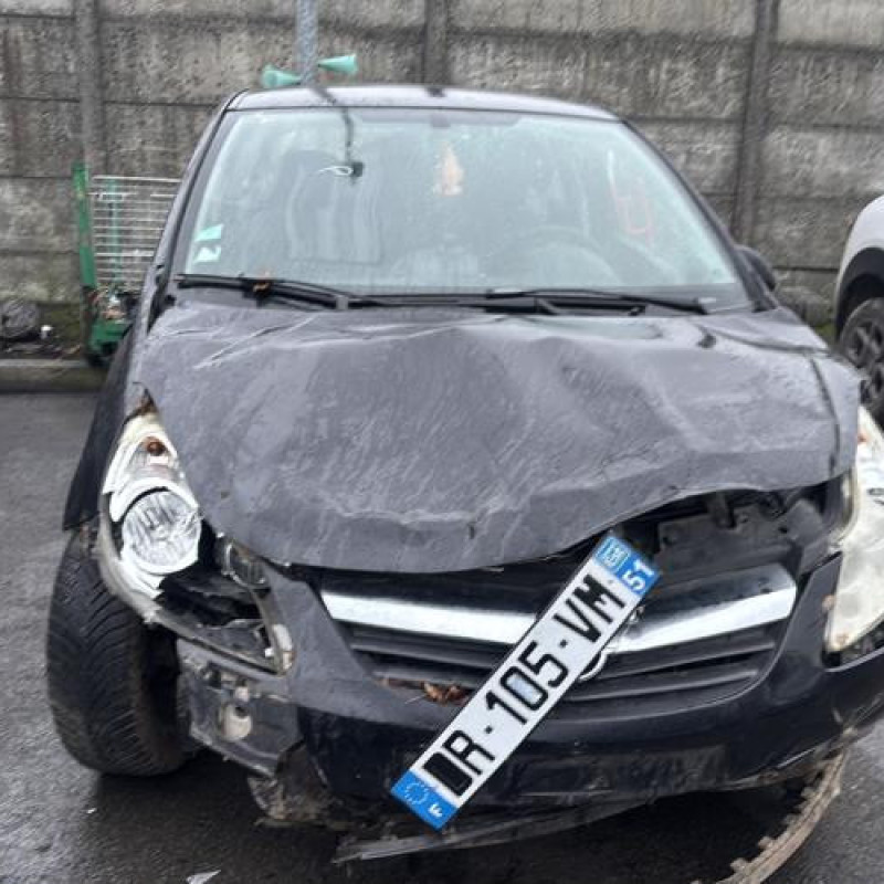 Reservoir essence OPEL CORSA D Photo n°8