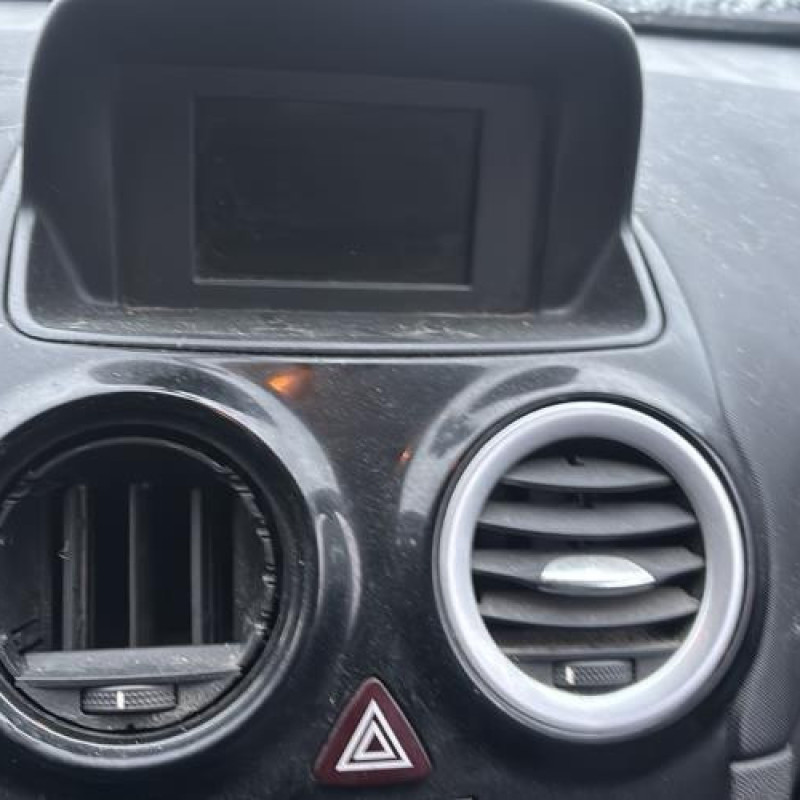 Reservoir essence OPEL CORSA D Photo n°16