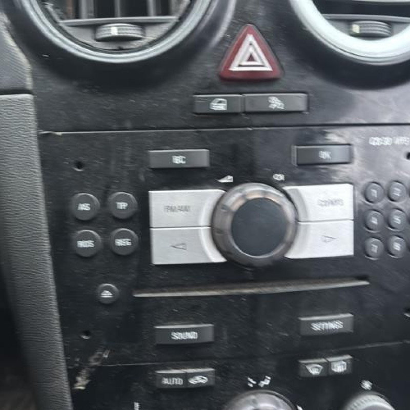 Reservoir essence OPEL CORSA D Photo n°17