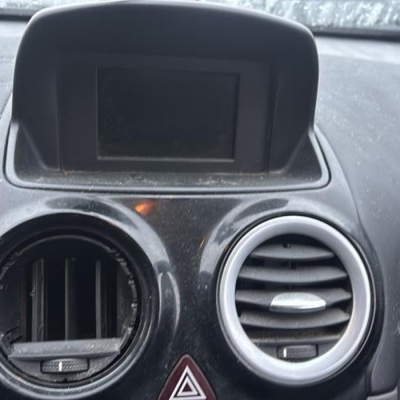 Reservoir essence OPEL CORSA D Photo n°18