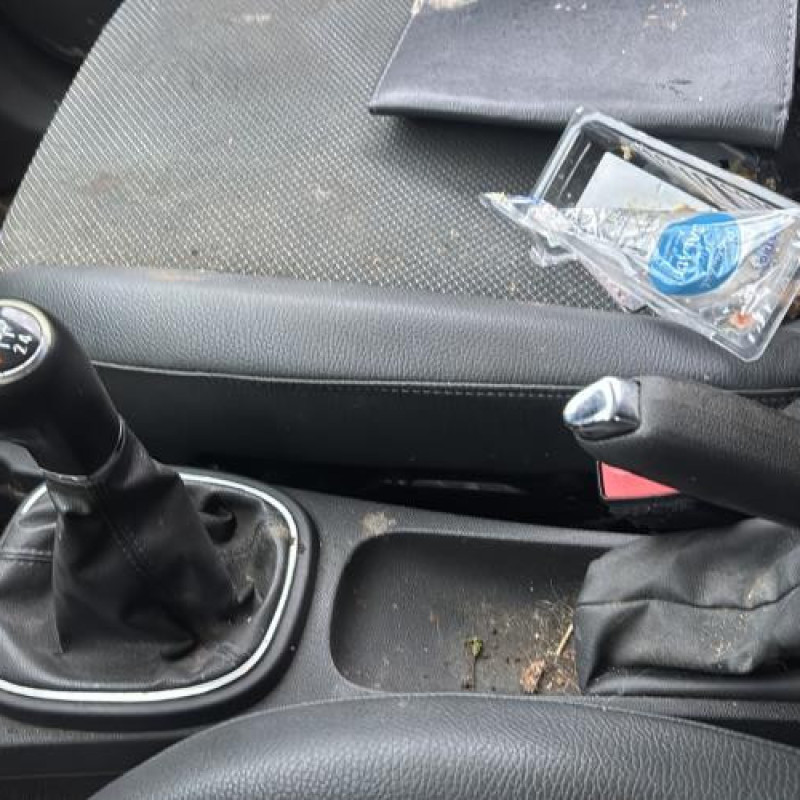 Reservoir essence OPEL CORSA D Photo n°20