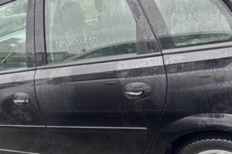 Custode arriere droit OPEL MERIVA A