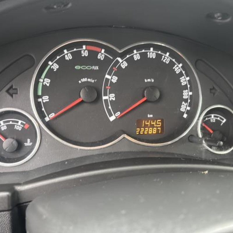 Custode arriere droit OPEL MERIVA A Photo n°17