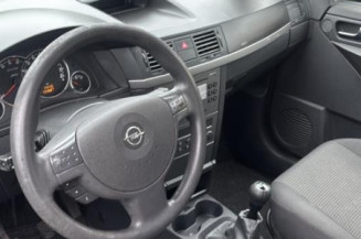 Custode arriere gauche OPEL MERIVA A