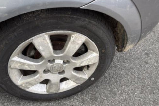 Feu arriere stop central OPEL MERIVA A