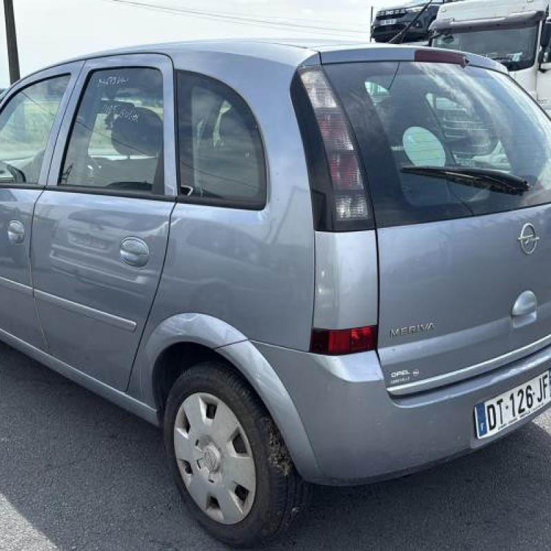 Custode arriere droit OPEL MERIVA A Photo n°4