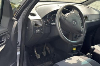 Custode arriere gauche OPEL MERIVA A