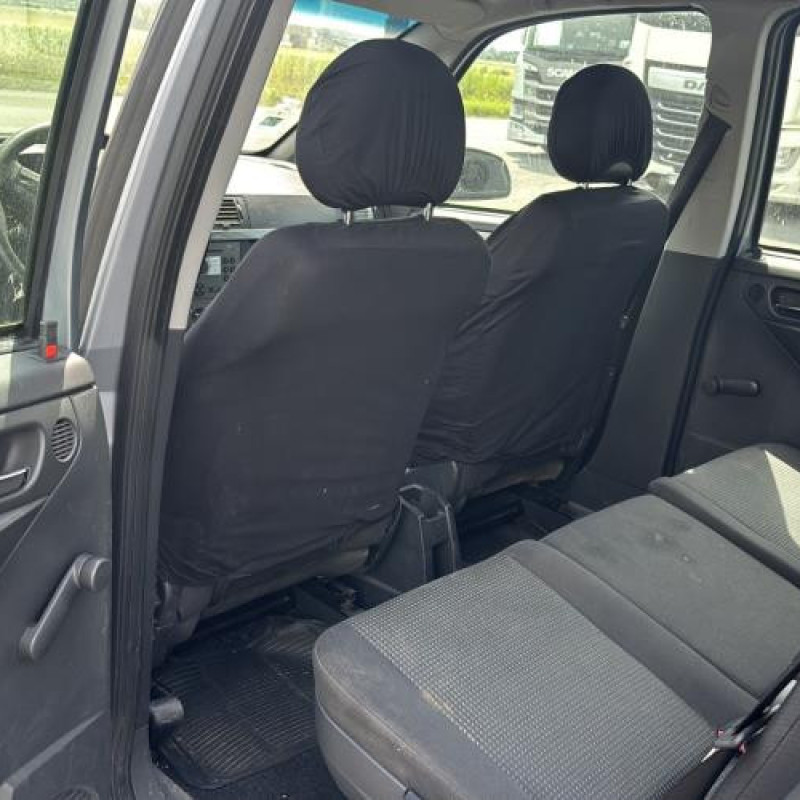 Custode arriere gauche OPEL MERIVA A Photo n°10