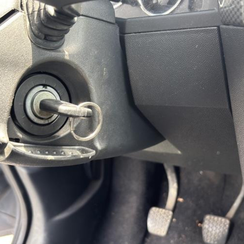 Custode arriere gauche OPEL MERIVA A Photo n°17