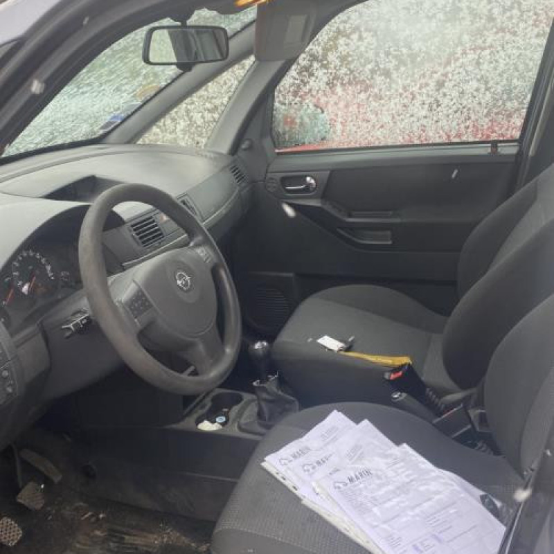 Custode arriere droit OPEL MERIVA A Photo n°7