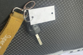 Custode arriere gauche OPEL MERIVA A