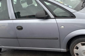 Feu arriere stop central OPEL MERIVA A