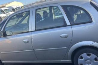 Feu arriere stop central OPEL MERIVA A