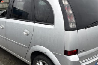 Custode arriere droit OPEL MERIVA A