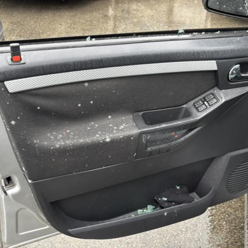 Custode arriere droit OPEL MERIVA A Photo n°10