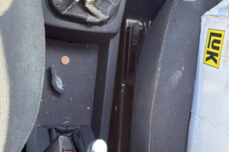 Custode arriere droit OPEL MERIVA A