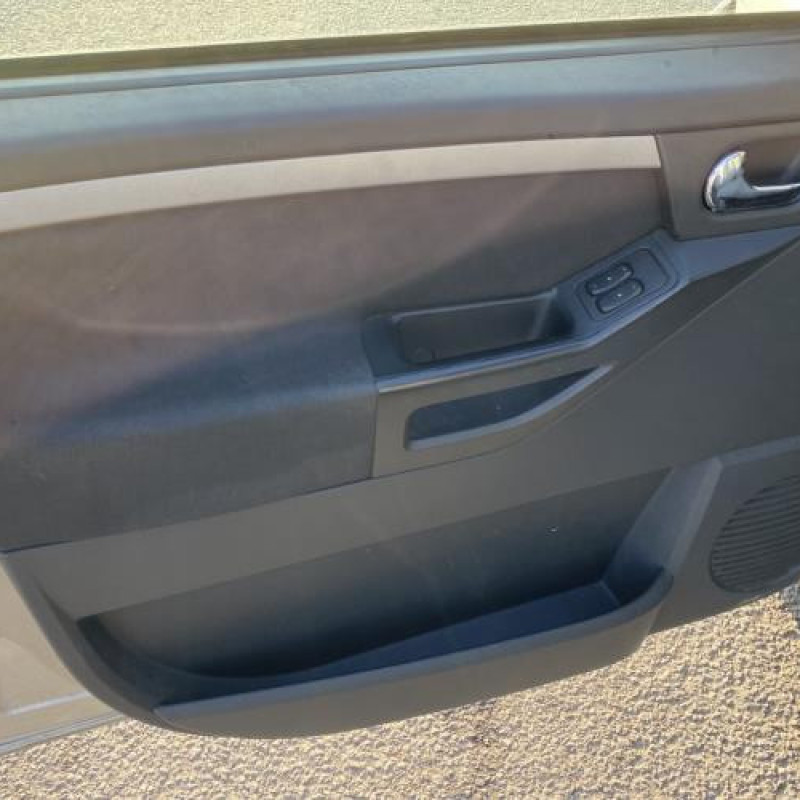 Custode arriere gauche OPEL MERIVA A Photo n°9