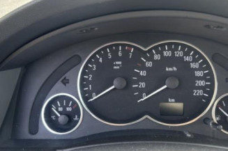 Custode arriere gauche OPEL MERIVA A