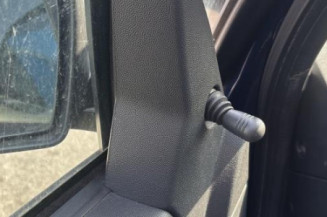 Feu arriere stop central OPEL MERIVA A