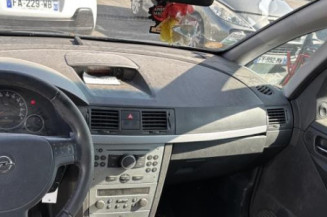 Feu arriere stop central OPEL MERIVA A