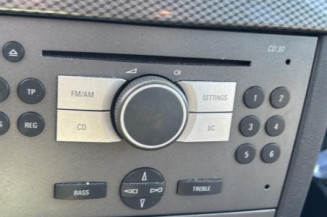 Pivot de moyeu avant gauche OPEL MERIVA A