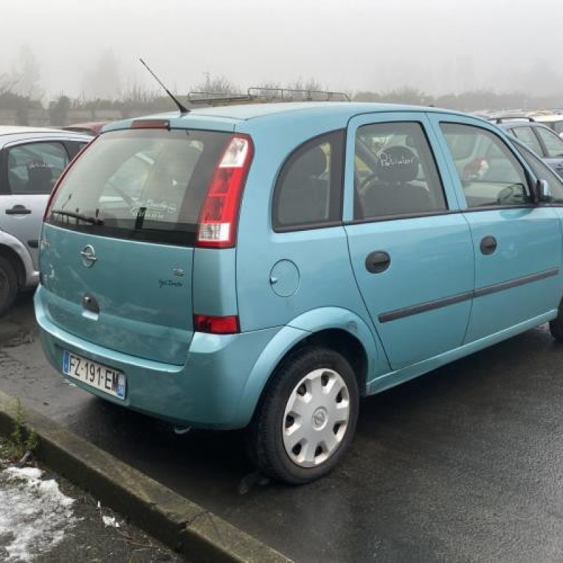 Pivot de moyeu avant gauche OPEL MERIVA A Photo n°1