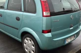 Pivot de moyeu avant gauche OPEL MERIVA A