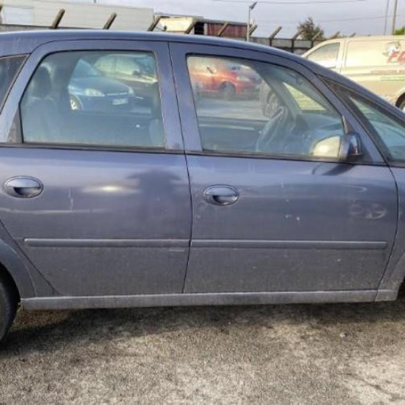 Vase de lave glace OPEL MERIVA A Photo n°17