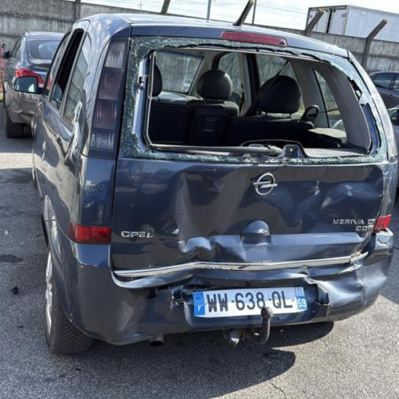 Vase de lave glace OPEL MERIVA A Photo n°9