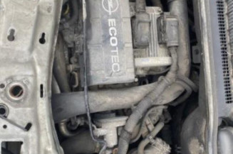 Pivot de moyeu avant gauche OPEL MERIVA A