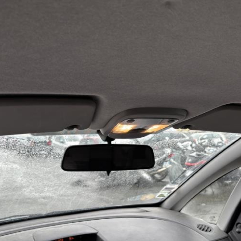 Reservoir essence OPEL MERIVA A Photo n°13