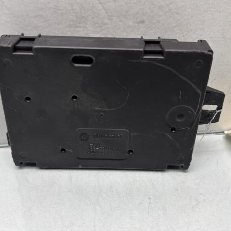 Boitier UCH RENAULT CLIO 4 Photo n°5