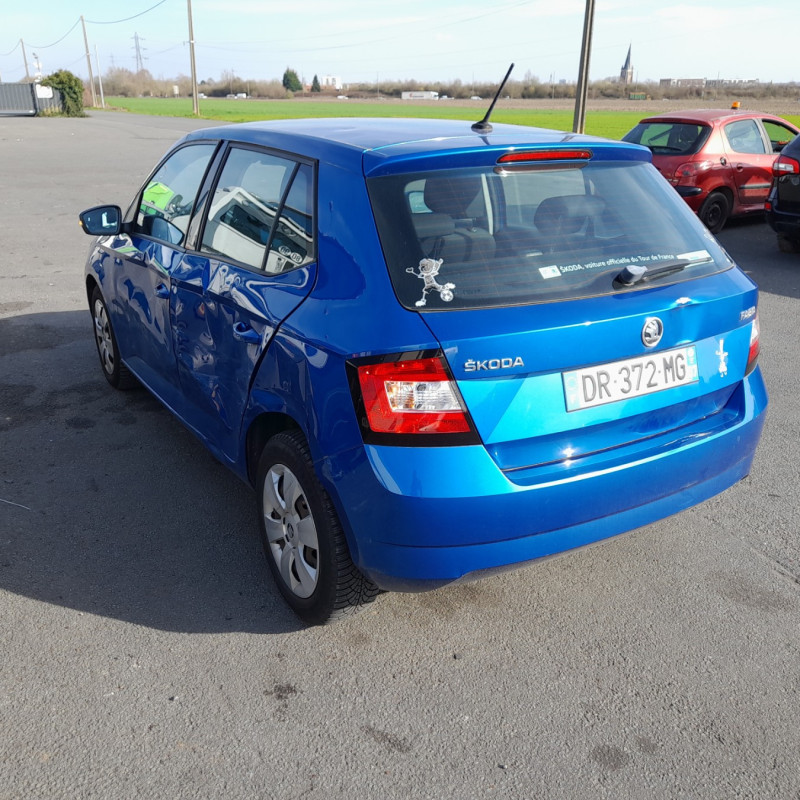 SKODA FABIA 3 PHASE 1 1.0 MPI - 12V Photo n°4