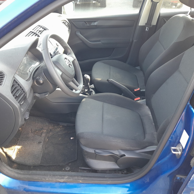 SKODA FABIA 3 PHASE 1 1.0 MPI - 12V Photo n°7