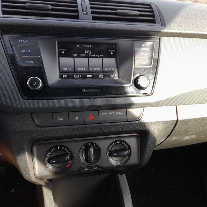 SKODA FABIA 3 PHASE 1 1.0 MPI - 12V Photo n°9