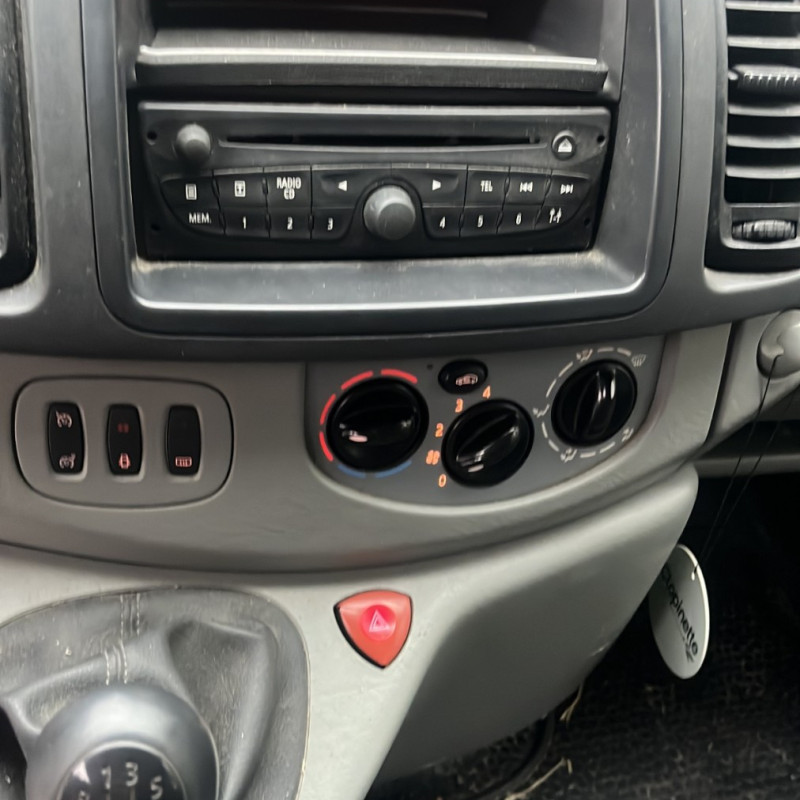 OPEL VIVARO 1 PHASE 2 2.0 CDTI - 16V TURBO Photo n°11