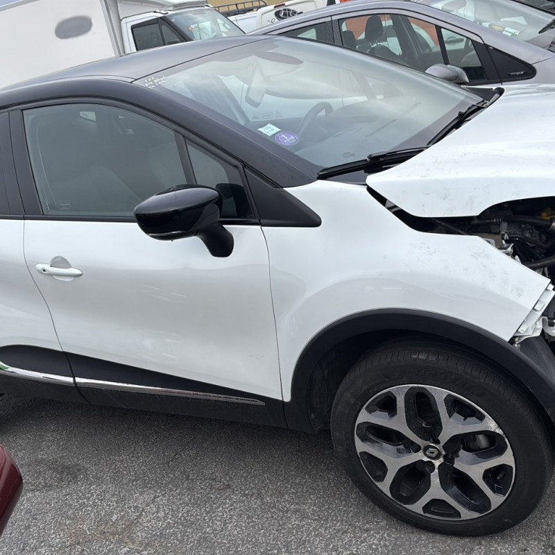 RENAULT CAPTUR 1 PHASE 2 1.3i - 16V TURBO Photo n°4