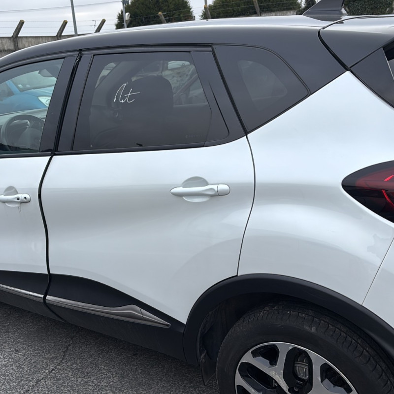 RENAULT CAPTUR 1 PHASE 2 1.3i - 16V TURBO Photo n°8