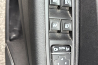 RENAULT CAPTUR 1 PHASE 2 1.3i - 16V TURBO