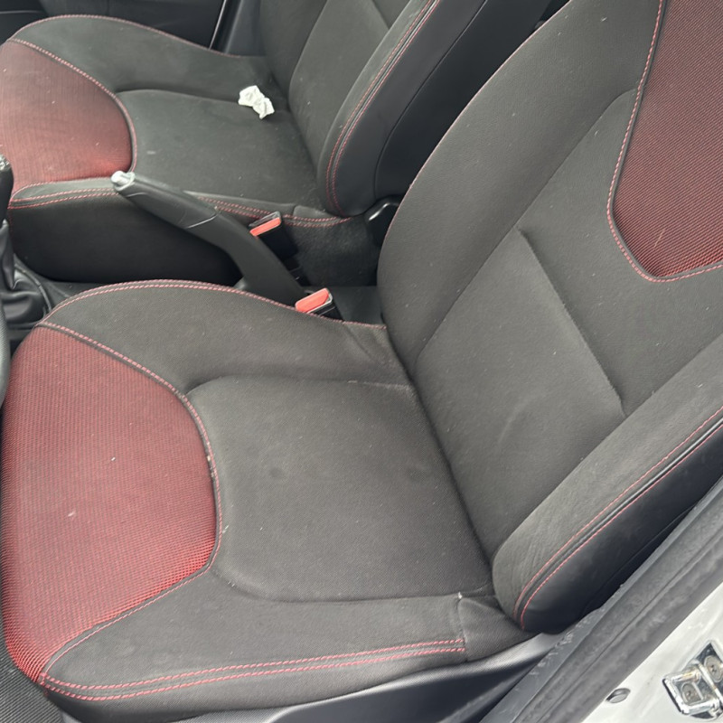 RENAULT CLIO 4 PHASE 1 1.5 DCI - 8V TURBO Photo n°12