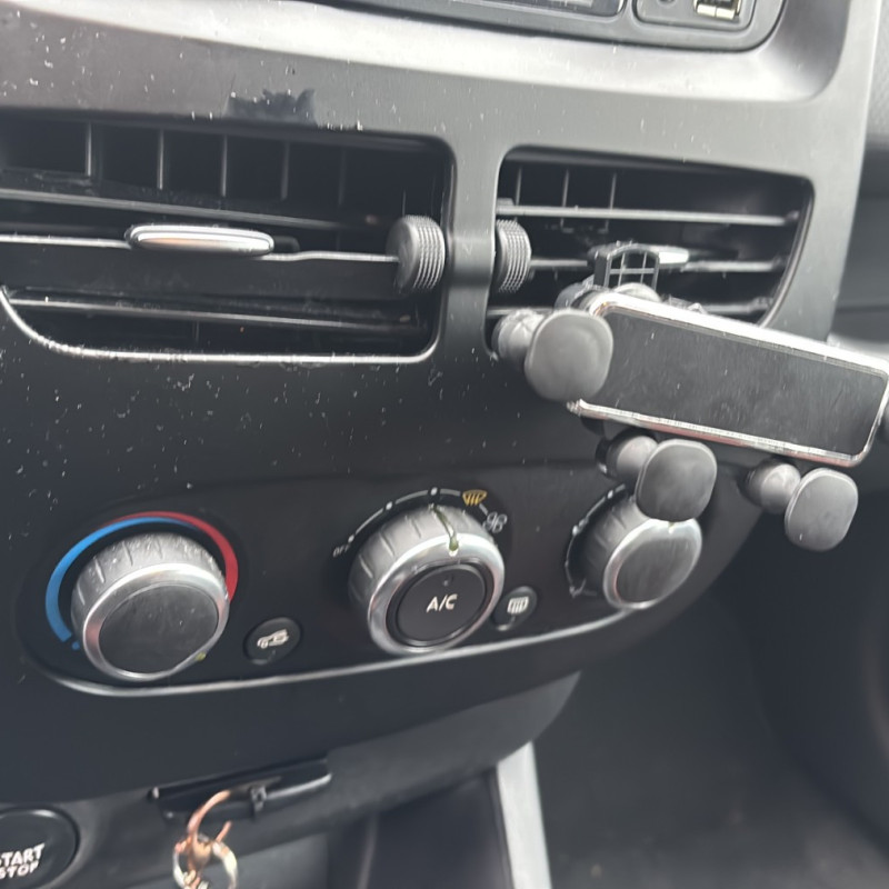 RENAULT CLIO 4 PHASE 1 1.5 DCI - 8V TURBO Photo n°19