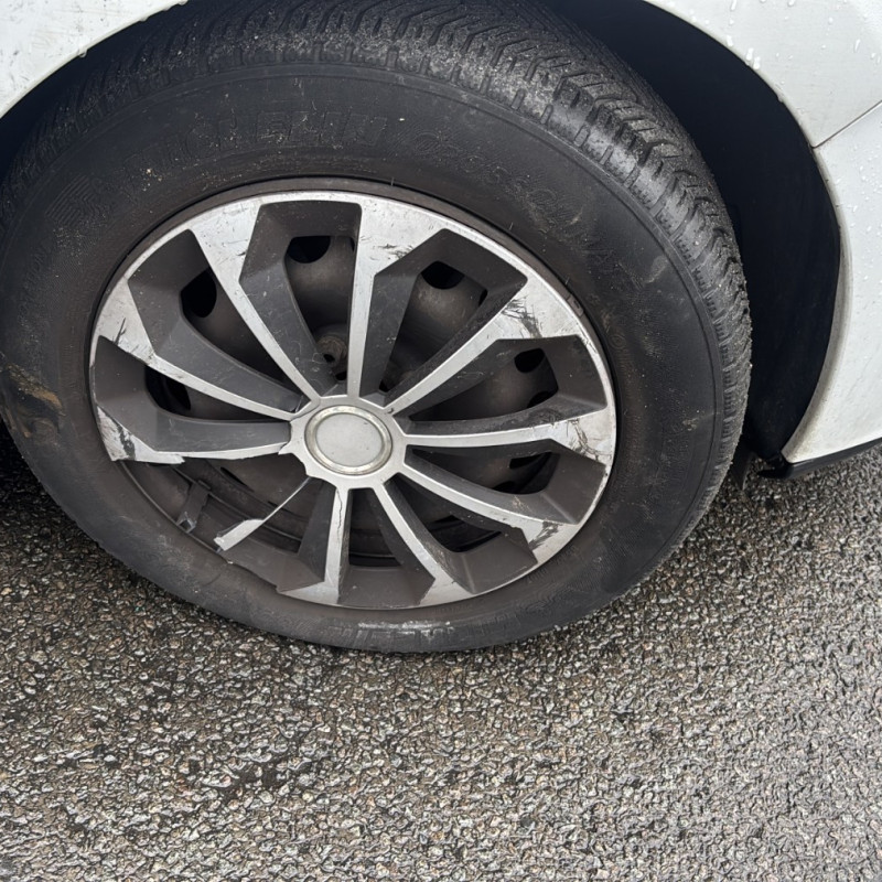 RENAULT CLIO 4 PHASE 1 1.5 DCI - 8V TURBO Photo n°23