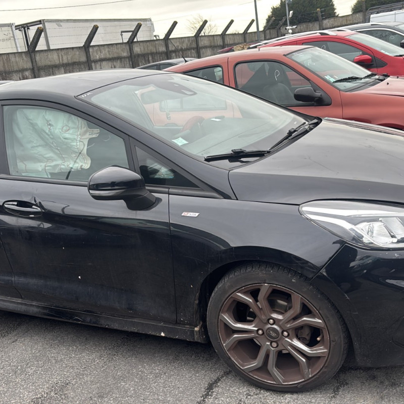 FORD FIESTA 7 PHASE 1 1.0i - 12V TURBO Photo n°4