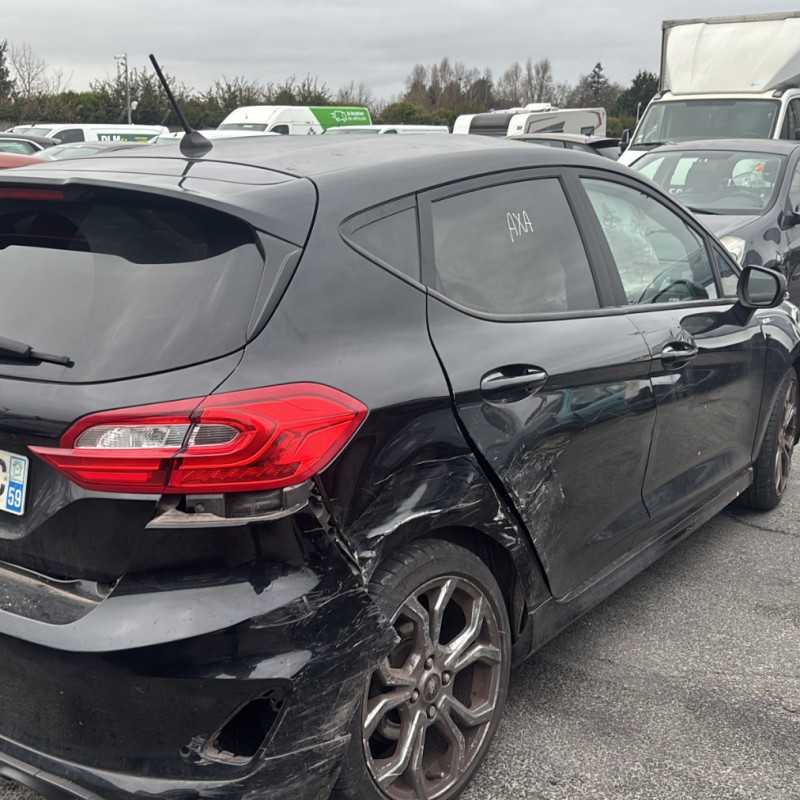 FORD FIESTA 7 PHASE 1 1.0i - 12V TURBO Photo n°5