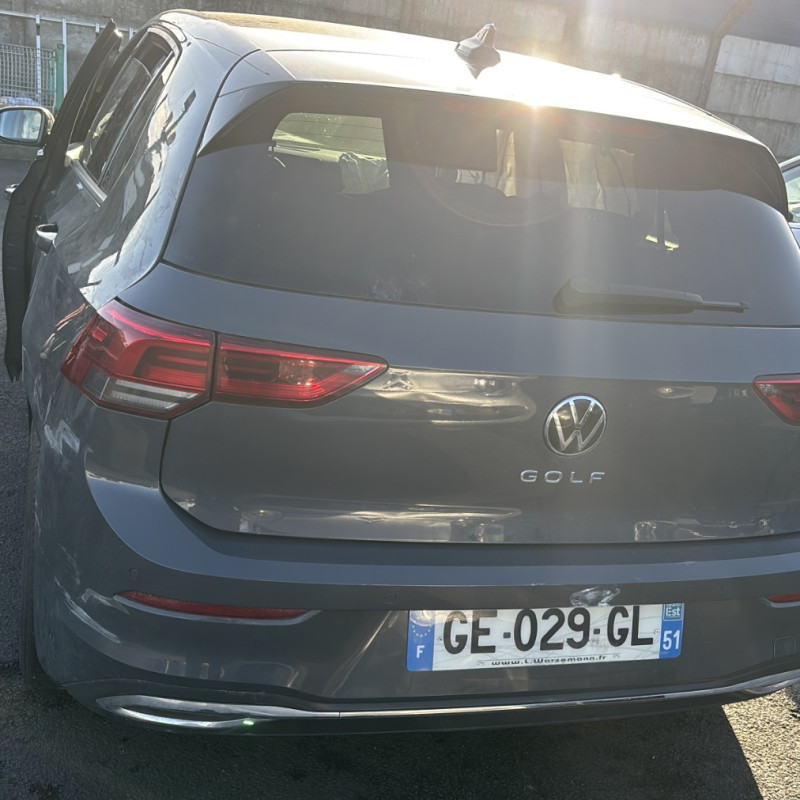 VOLKSWAGEN GOLF 8 PHASE 1 2.0 TDI - 16V TURBO Photo n°4