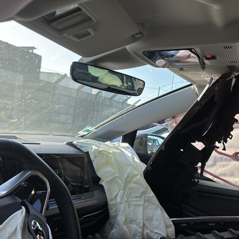 VOLKSWAGEN GOLF 8 PHASE 1 2.0 TDI - 16V TURBO Photo n°13