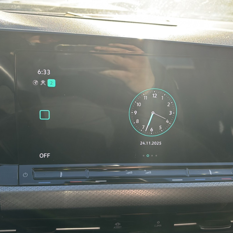 VOLKSWAGEN GOLF 8 PHASE 1 2.0 TDI - 16V TURBO Photo n°16