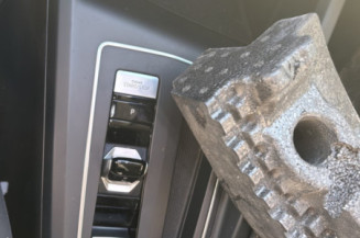 VOLKSWAGEN GOLF 8 PHASE 1 2.0 TDI - 16V TURBO