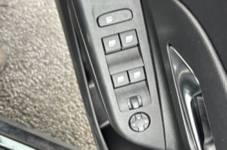 OPEL CORSA F PHASE 1 1.2 PURETECH - 12V TURBO