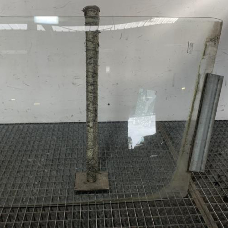 Vitre avant droit MERCEDES SPRINTER 1 Photo n°4